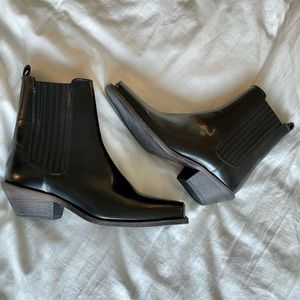 FREE PEOPLE black leather chelsea boot
